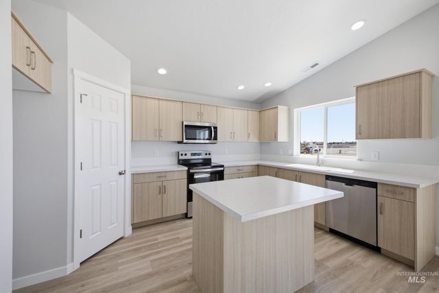 4303 Lamar St, Caldwell, ID 83605
