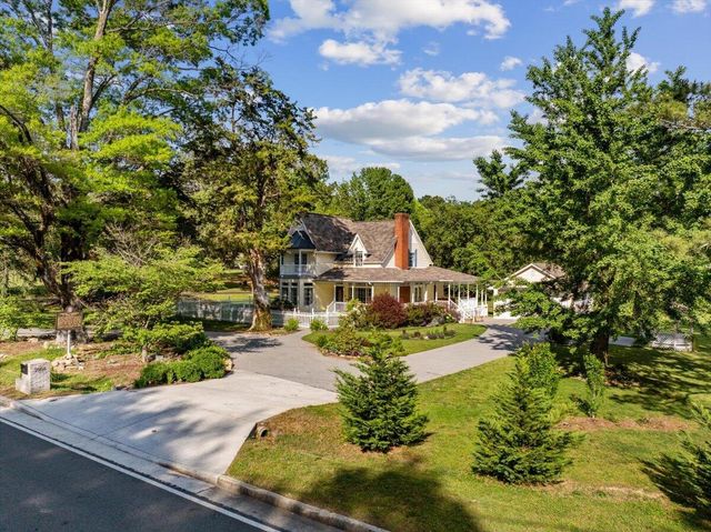2906 Reed Road, Dalton, GA 30720