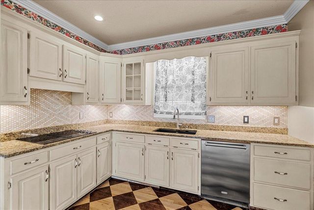 2906 Reed Road, Dalton, GA 30720