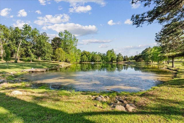 2906 Reed Road, Dalton, GA 30720