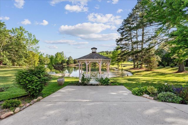 2906 Reed Road, Dalton, GA 30720