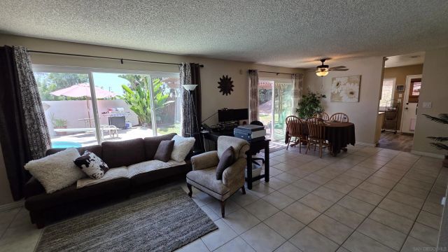 1619 Curry Comb Dr, San Marcos, CA 92069