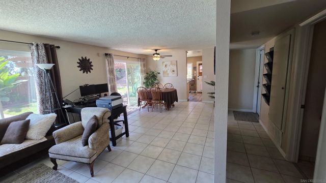 1619 Curry Comb Dr, San Marcos, CA 92069