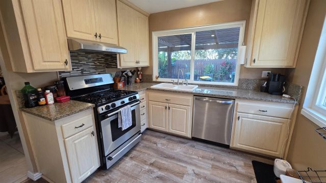1619 Curry Comb Dr, San Marcos, CA 92069
