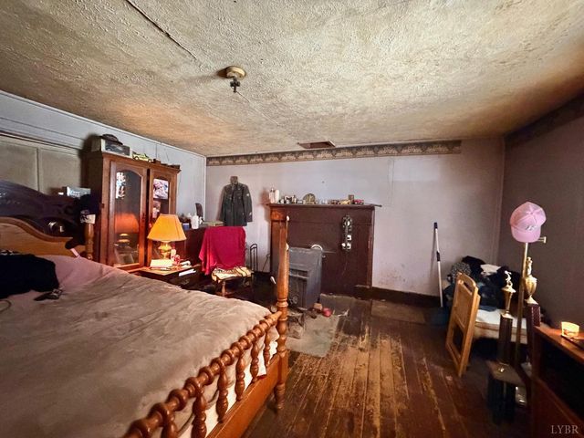 1034 Double Bridges Road, Spout Spring, VA 24593