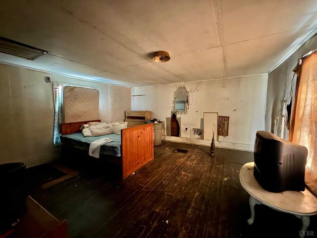 1034 Double Bridges Road, Spout Spring, VA 24593