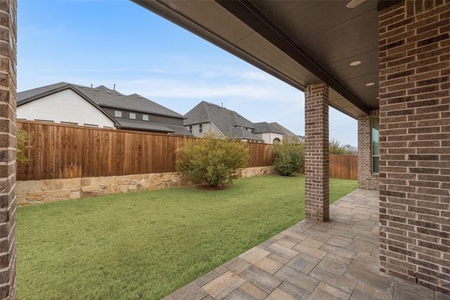 4104 Fall Aster Way, Aubrey, TX 76227