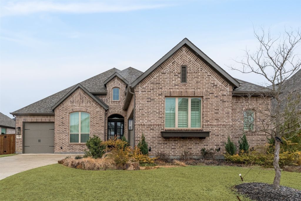 4104 Fall Aster Way, Aubrey, TX 76227
