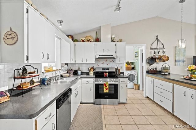 1788 W Manila Lane, Lecanto, FL 34461