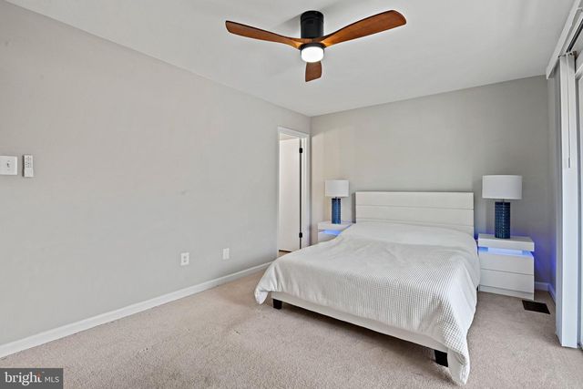 1118 SHANNON PL, Herndon, VA 20170