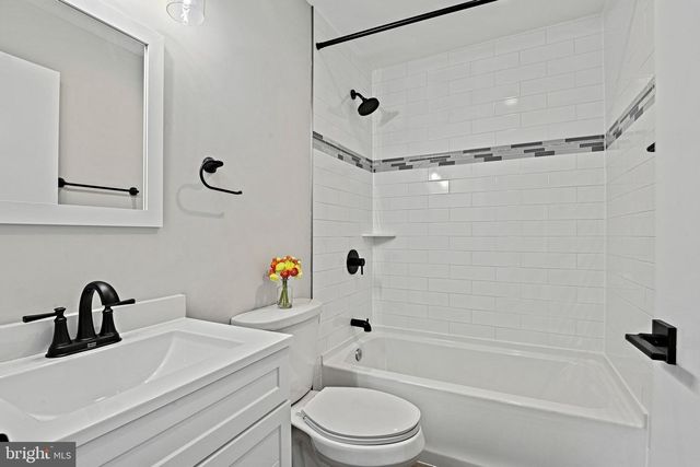 1118 SHANNON PL, Herndon, VA 20170