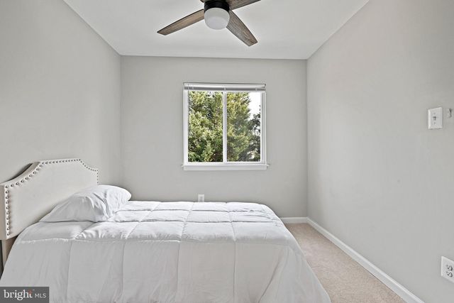 1118 SHANNON PL, Herndon, VA 20170