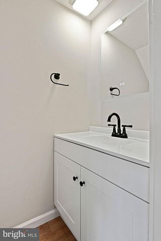 1118 SHANNON PL, Herndon, VA 20170