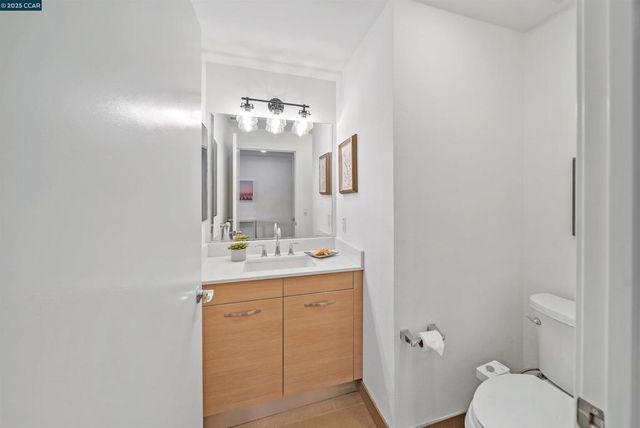 555 Ygnacio Valley Rd 204, Walnut Creek, CA 94596