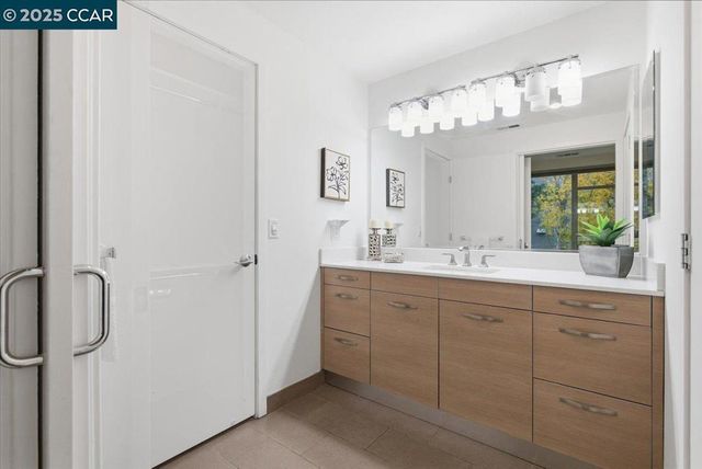 555 Ygnacio Valley Rd 204, Walnut Creek, CA 94596