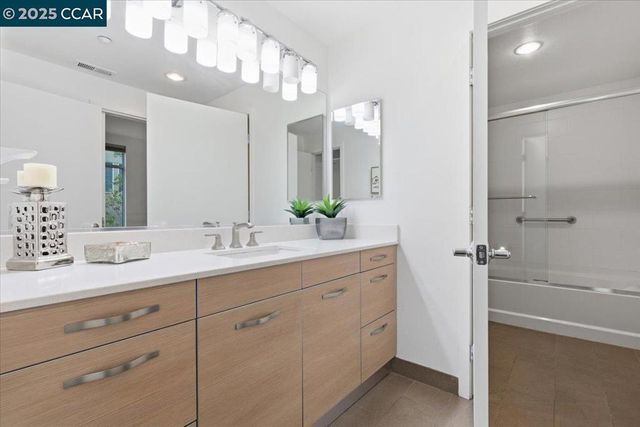 555 Ygnacio Valley Rd 204, Walnut Creek, CA 94596