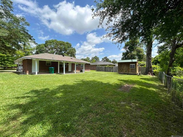 2080 Jerlyn Dr, Denham Springs, LA 70726