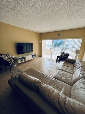 1950 S Ocean Drive 4C, Hallandale Beach, FL 33009