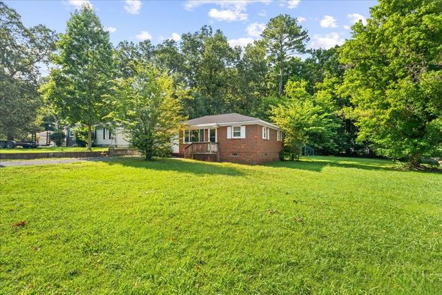 179 NE Whitfield Drive N, Dalton, GA 30721