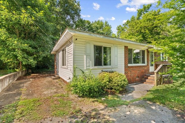 179 NE Whitfield Drive N, Dalton, GA 30721