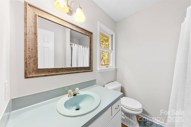 240 Vermont Drive, Stanley, NC 28164