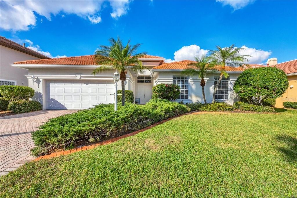 6847 BAY HILL DRIVE, Lakewood Ranch, FL 34202