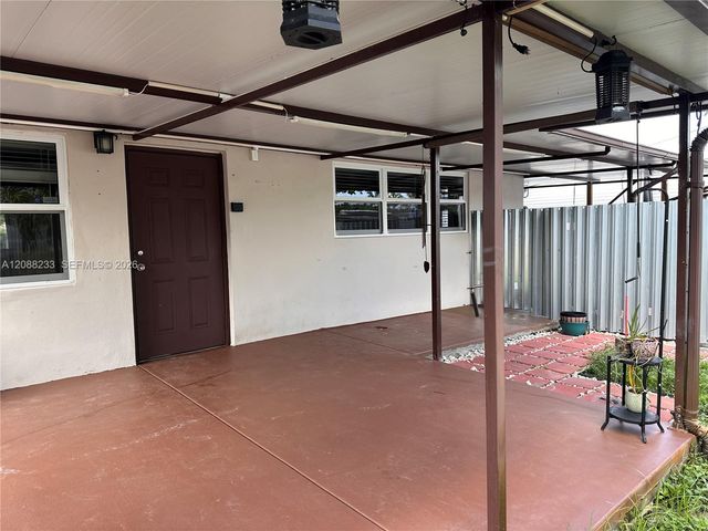 7050 SW 5th Court 0, Pembroke Pines, FL 33023