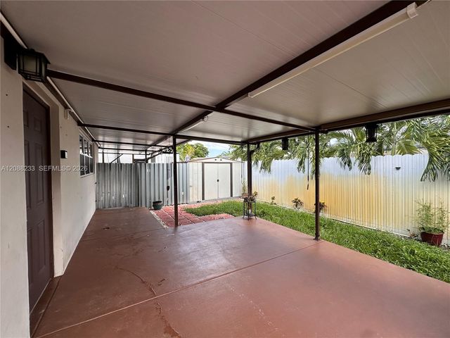 7050 SW 5th Court 0, Pembroke Pines, FL 33023