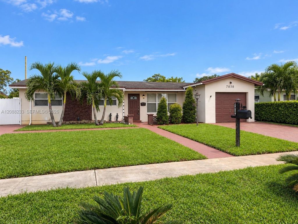 7050 SW 5th Court 0, Pembroke Pines, FL 33023