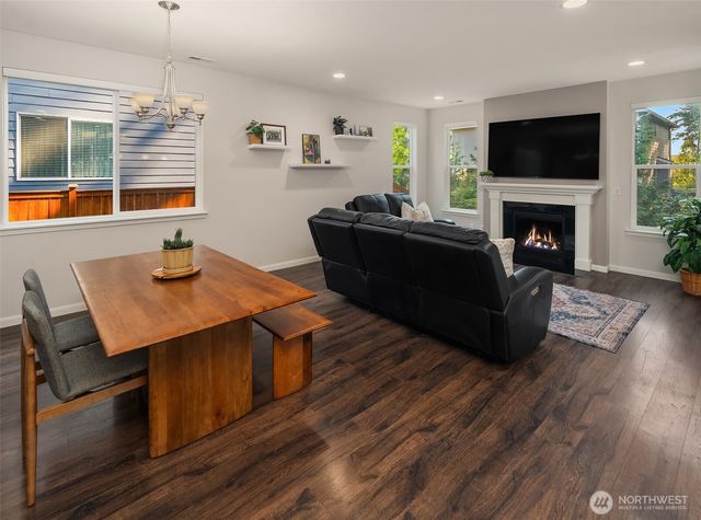 1886 Claret Loop NW, Poulsbo, WA 98370