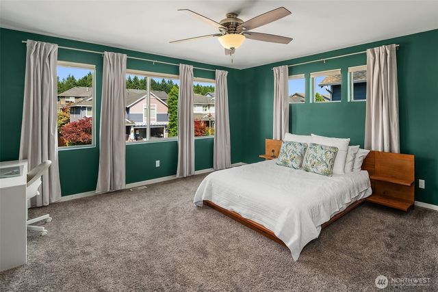 1886 Claret Loop NW, Poulsbo, WA 98370