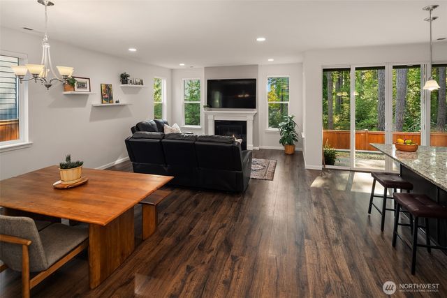 1886 Claret Loop NW, Poulsbo, WA 98370