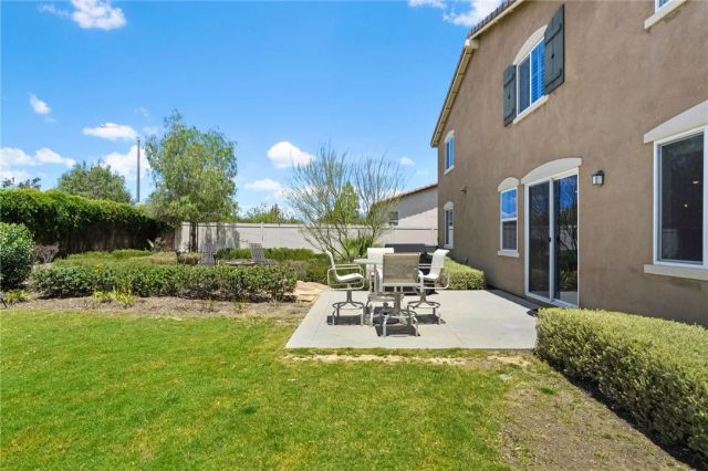 36067 Roaring Fork, Winchester, CA 92596