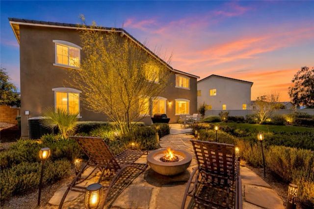 36067 Roaring Fork, Winchester, CA 92596
