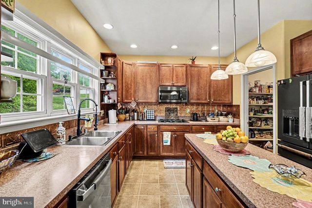 6168 SEDGEWICK CT, King George, VA 22485