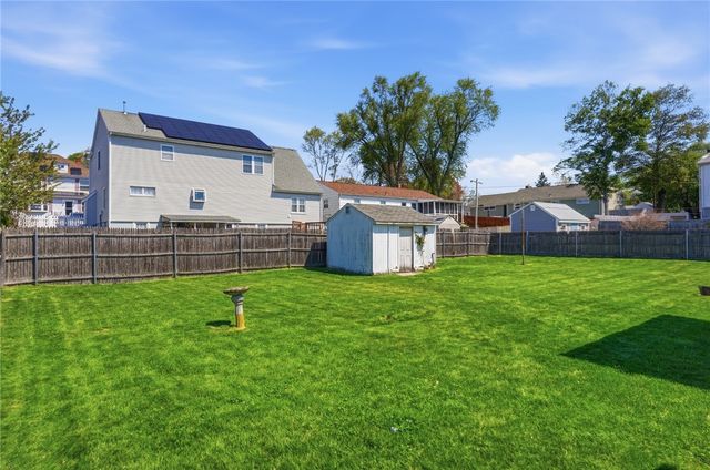 84 West Earle Street, Cumberland, RI 02864