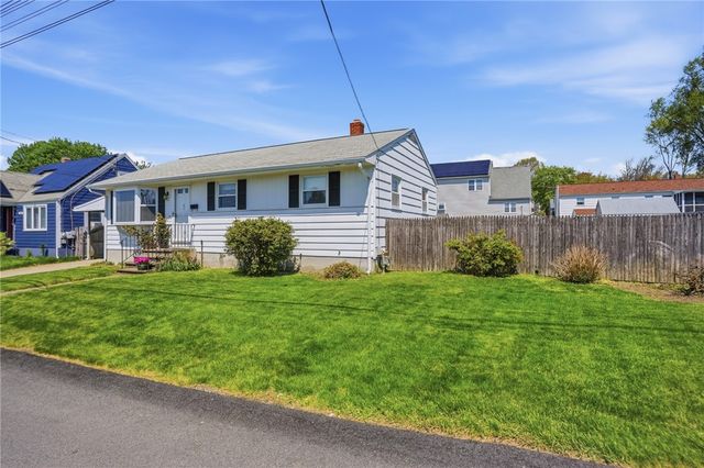 84 West Earle Street, Cumberland, RI 02864