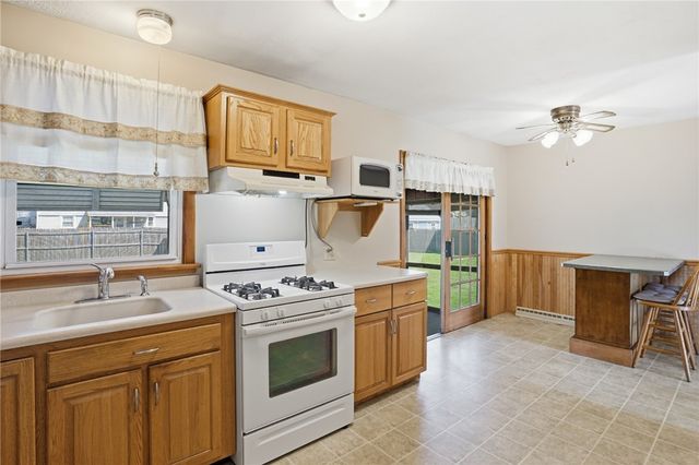 84 West Earle Street, Cumberland, RI 02864