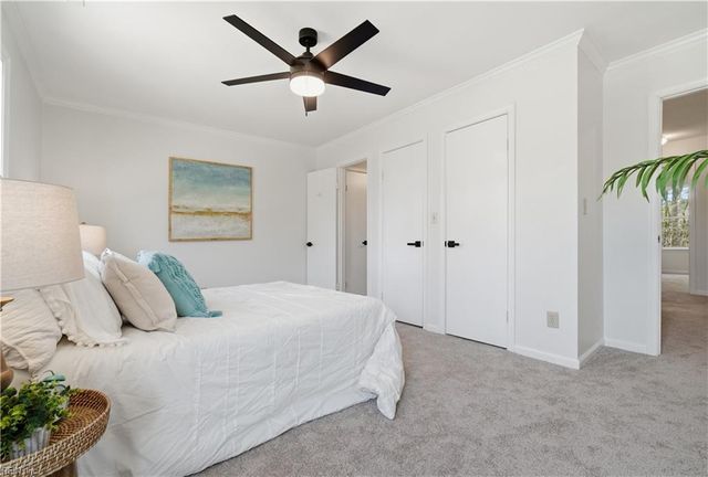 2011 Candlelight DR, Chesapeake, VA 23325