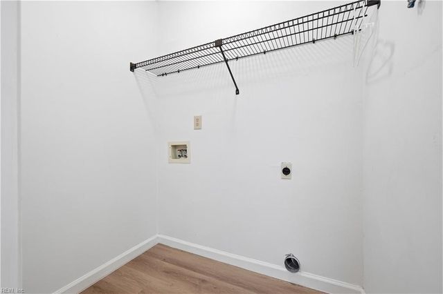 2011 Candlelight DR, Chesapeake, VA 23325