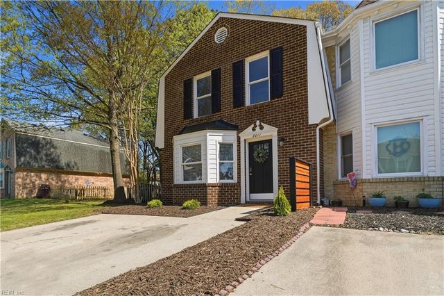 2011 Candlelight DR, Chesapeake, VA 23325