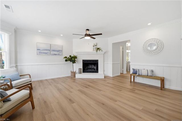 2011 Candlelight DR, Chesapeake, VA 23325