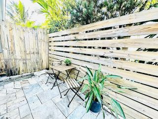 1004 N 16th Ave 1, Hollywood, FL 33020