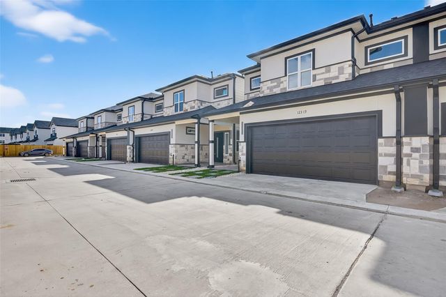 12319 New Jordan Lane, Cypress, TX 77429