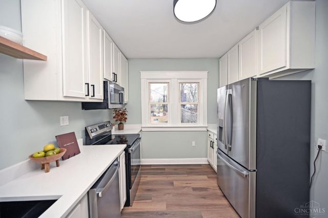 1933 Hewitt Avenue, Cincinnati, OH 45207