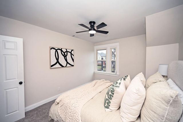 1933 Hewitt Avenue, Cincinnati, OH 45207