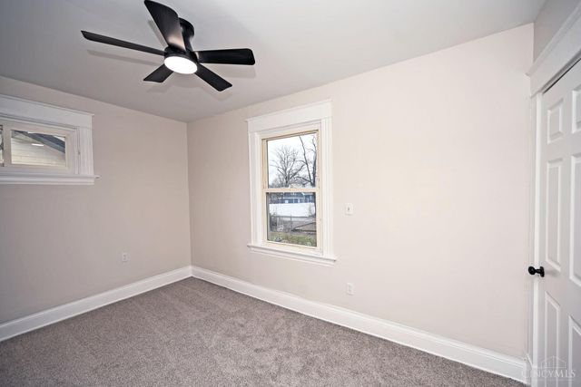 1933 Hewitt Avenue, Cincinnati, OH 45207