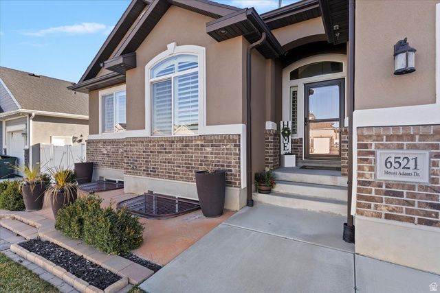 6521 S MOUNT ADAMS DR, West Valley City, UT 84118