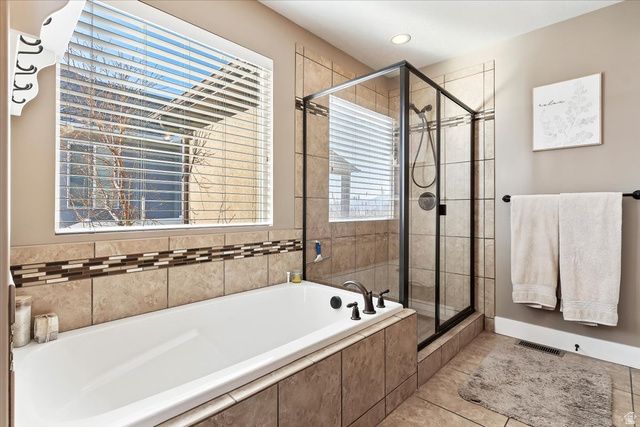 6521 S MOUNT ADAMS DR, West Valley City, UT 84118