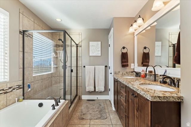 6521 S MOUNT ADAMS DR, West Valley City, UT 84118